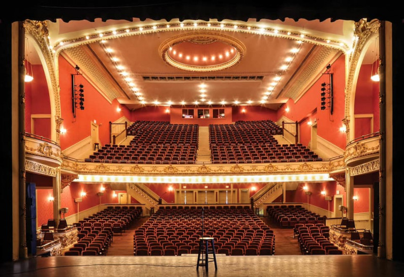 Paramount interior from stage 5 with mic stool
